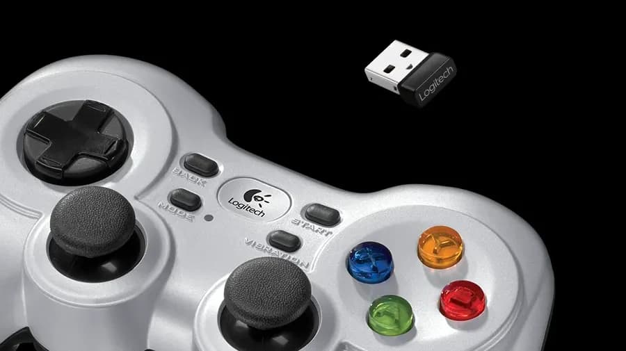 Logitech F710 Wireless Gamepad — image 1