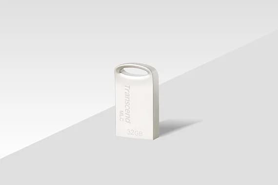 Transcend 32GB JetFlash 710 USB 3.0 Flash Drive — image 1
