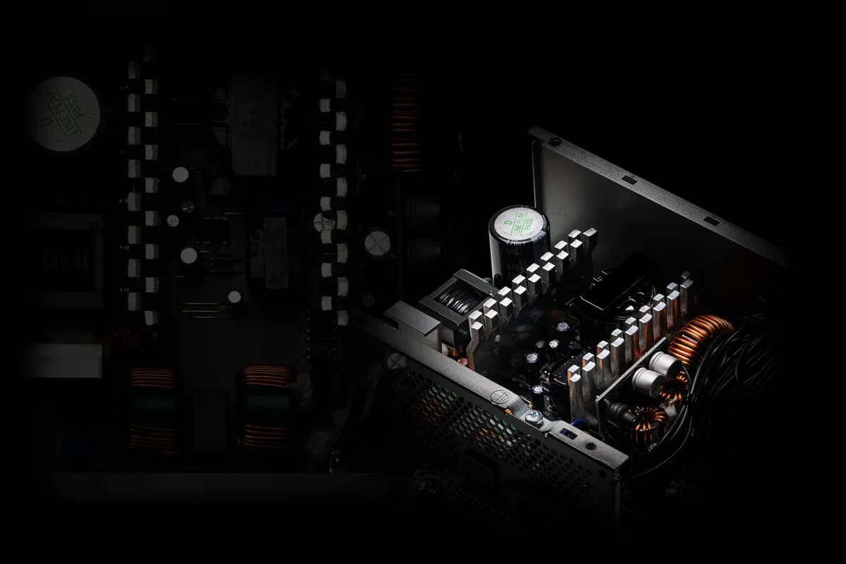 Adata XPG Pylon 750W 80 Plus Bronze Non-Modular Power Supply